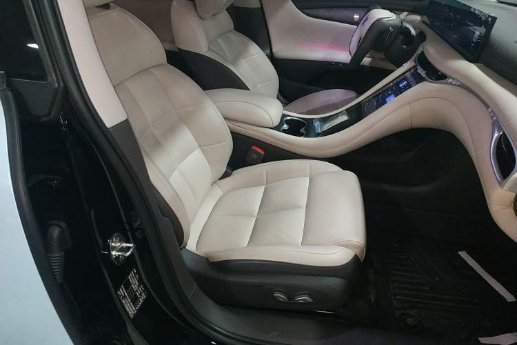 Used IM L6 2024 Max Standard Edition
