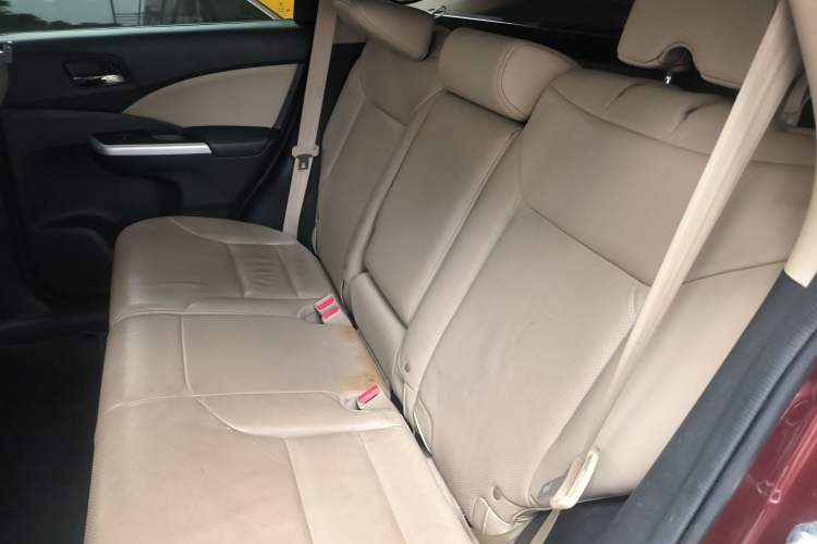 Used Honda CR-V 2015 2.4L two-wheel drive luxury version Left Rear Seat