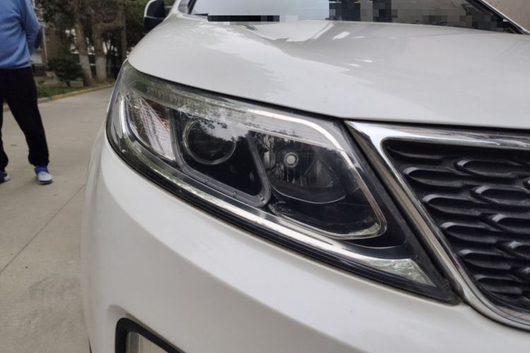 Used Kia Sorento 2013 2.4L 7-Seater Gasoline Comfort Version China IV Standard