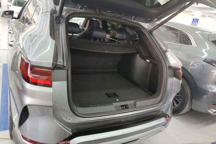 Used BYD Song PLUS New Energy 2024 HONOR Edition DM-i 110km Flagship PLUS
