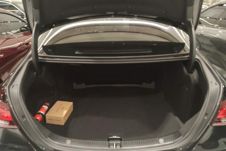 Used Mercedes-Benz E-Class 2023 Restyled E 300 L Sport Luxury Edition