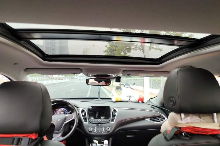 Used Chevrolet Malibu XL 2021 Redline 550T Automatic Smart Edition Headliner