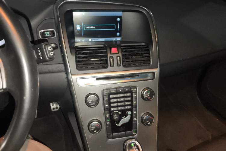 Used Volvo XC60 2013 T5 Zhiya Edition
