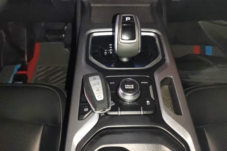 Used Geely Auto Haoyue 2020 1.8TD DCT Luxury Model 5 Seats Gear Lever