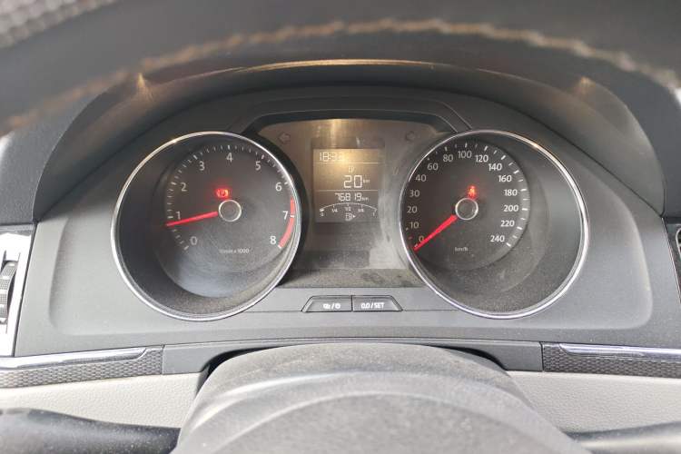 Used Volkswagen Bora 2013 1.6L Manual Fashion Edition