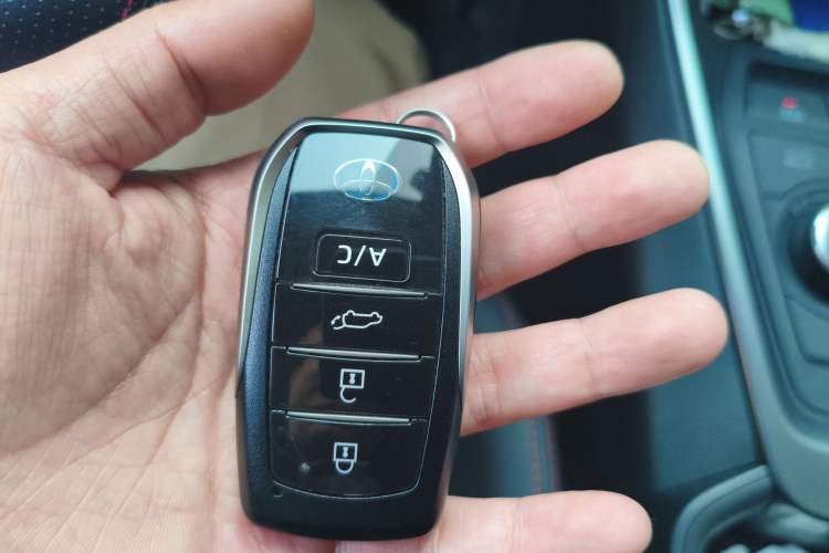 Used Toyota Wildlander New Energy 2021 High-Performance Edition 2.5L Four-Wheel Drive GT Version Vehicle Key