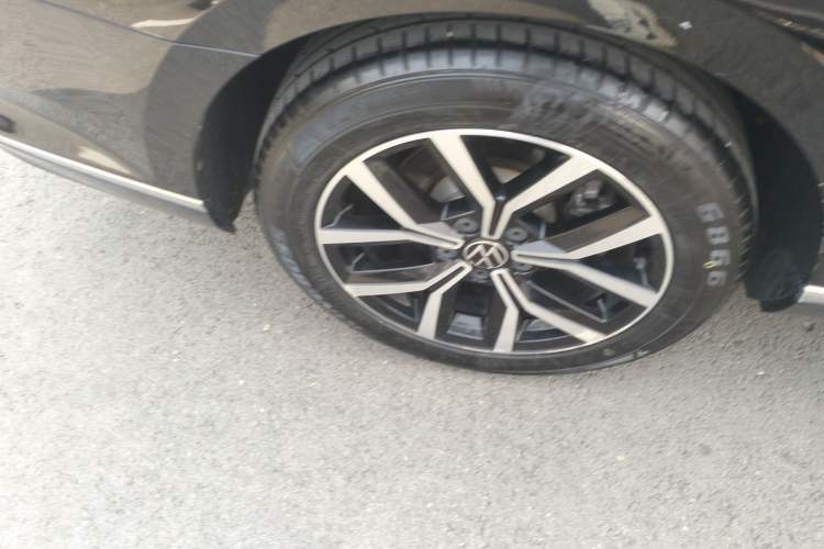 Used Volkswagen Magotan 2020 330TSI DSG Leading Model Exterior 5