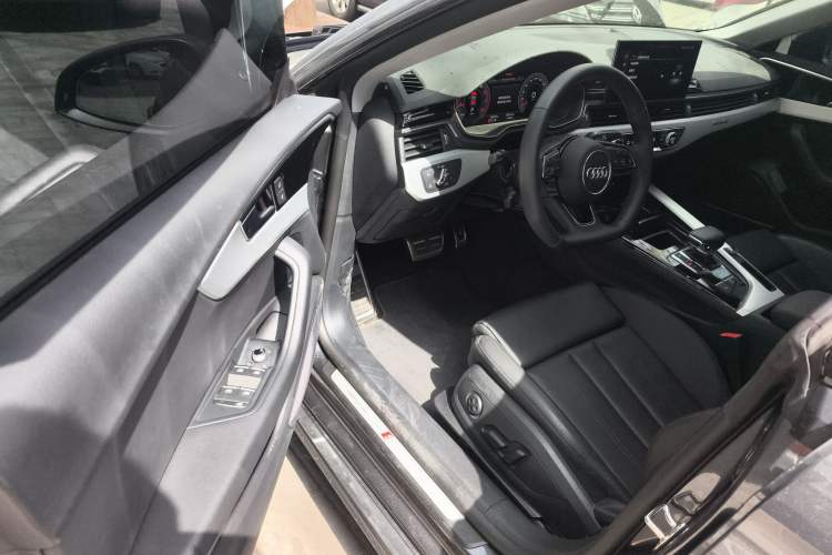 Used Audi A5 2024 Sportback 40 TFSI quattro Luxury Dynamic Model
