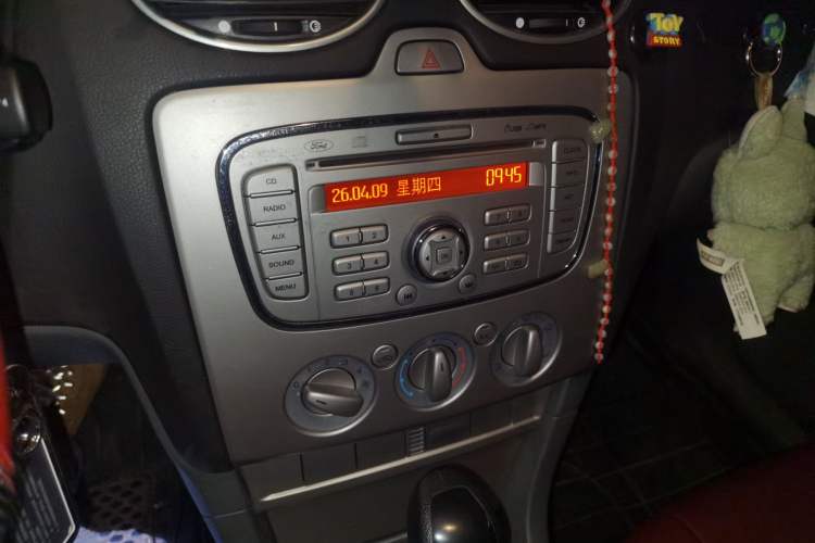 Used Ford Focus 2013 Hatchback Classic 1.8L Automatic Base Model Audio And AC Panel