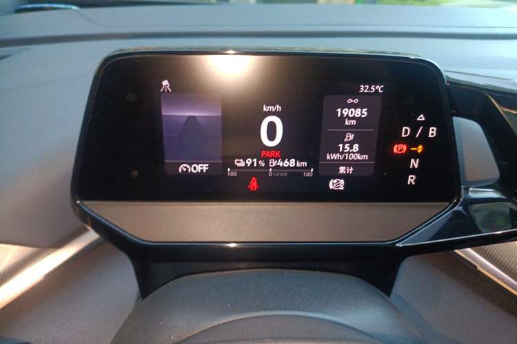 Used Volkswagen ID.4 CROZZ 2021 Long-Range PRO Two-Wheel Drive Version