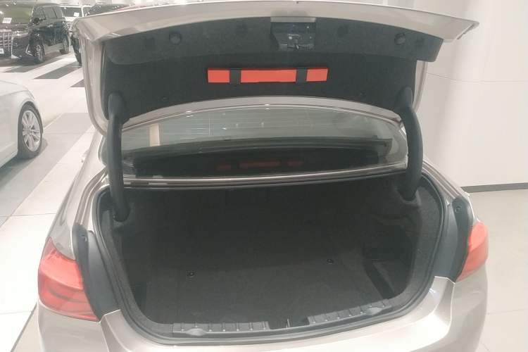 Used BMW 3 Series 2017 320Li Fashion Model