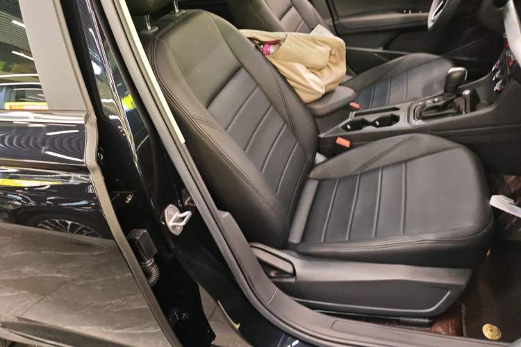 Used Volkswagen Lavida 2024 300TSI DSG Starry Sky Deluxe Edition Right Front Seat