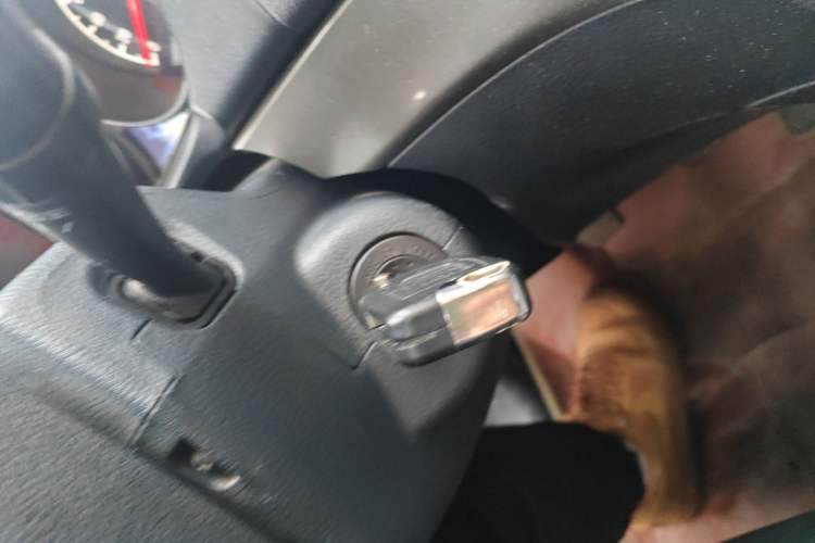 Used Geely Auto GX7 2015 Classic Edition 1.8L Manual Elite Model China IV