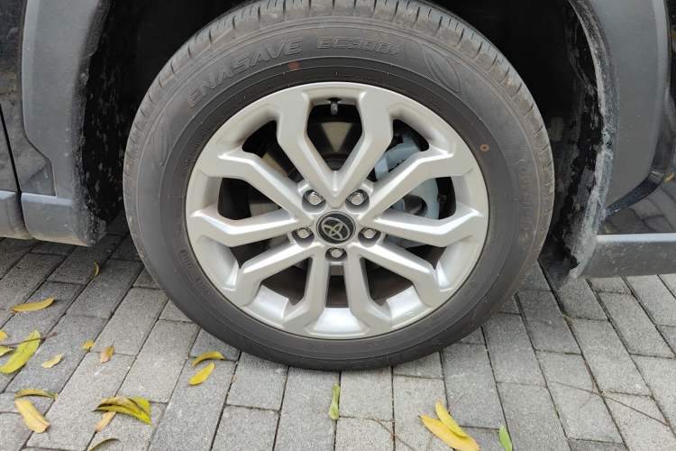 Used Toyota FRONTLANDER 2026 Model 2.0L CVT Comfort Edition Right Front Wheel Hub