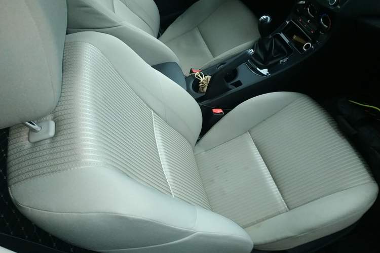 Used Mazda Mazda 3 2015 Sedan 1.6L Manual Comfort Model
