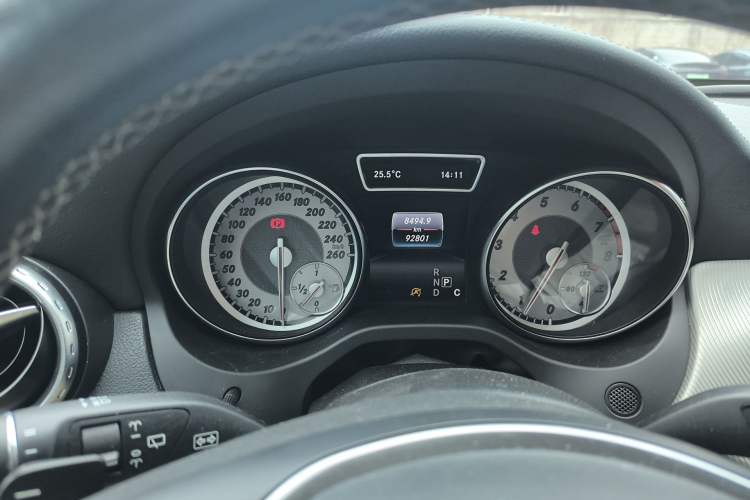 Used Mercedes-Benz GLA 2016 GLA 220 4MATIC Fashion Edition Instrument Cluster