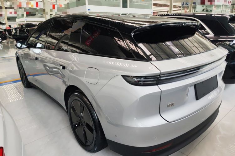 Used Li Auto i6 2025 Model Two-Wheel-Drive Standard Type Rear Left 45 Deg