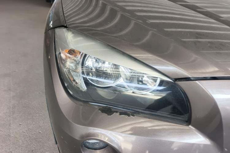 Used BMW X1 2013 sDrive18i Fashion Model Right Front Headlight