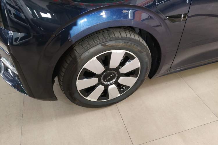 Used Zeekr 009 2022 WE Edition