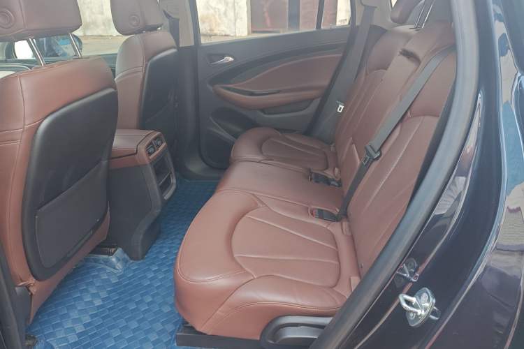 Used Buick Envision 2021 532T Two-Wheel-Drive Luxury Version Left Rear Seat