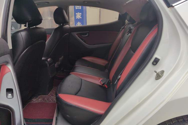 Used Hyundai Elantra (5th Generation / Langdong) 2016 1.6L Automatic Prestige Model
