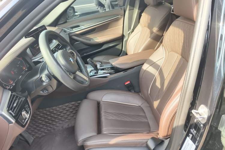 Used BMW 5 Series 2022 Restyled 530Li Luxury Edition M Sport Package