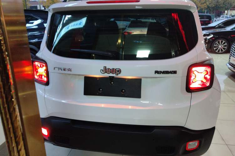 Used Jeep Renegade 2019 220T Automatic Leading Edition