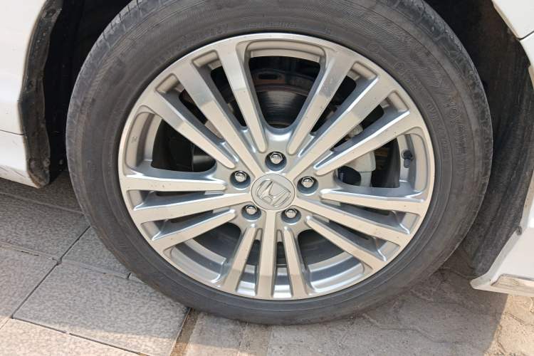 Used Honda Elysion 2016 2.4L Style Edition
