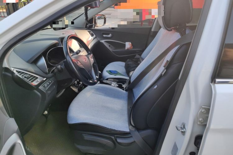 Used Hyundai Santa Fe 2013 2.4L Automatic 4x4 Comfort Edition