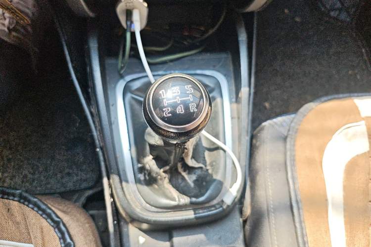 Used Bestune B30 2016 1.6L manual luxury version