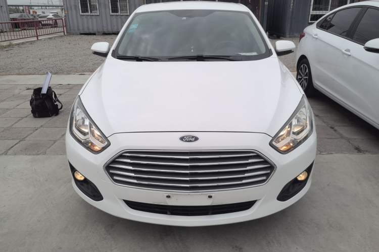 Used Ford Escort 2017 1.5L Automatic Comfort Model Front
