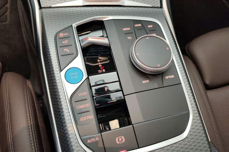 Used BMW i3 2023 eDrive 40 L Midnight Sports Package
