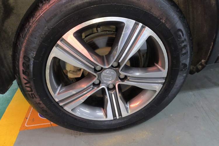 Used BYD Tang 2019 2.0T Automatic SmartConnect Luxury Edition 5 Seats China VI Standard