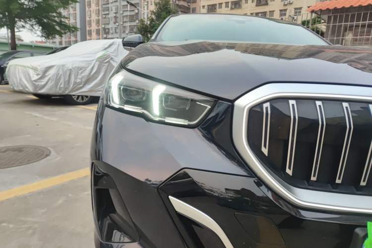 Used BMW 5 Series 2025 530Li Leading Model M Sport Package Right Front Headlight