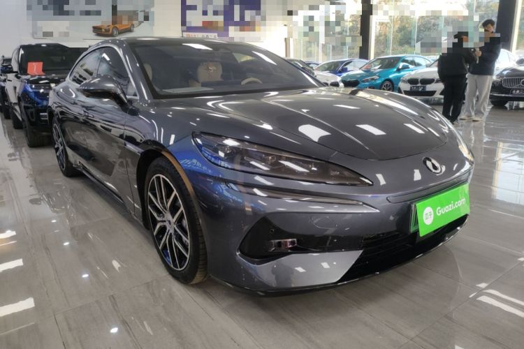 Used Denza Z9 2024 1100 km Four-Wheel Drive Max Version
