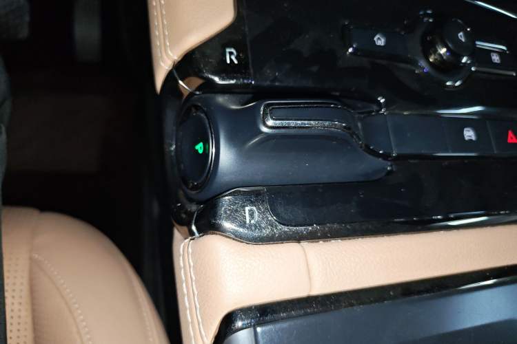 Used Nio ES8 2020 415 km Range 6-Seater Version
