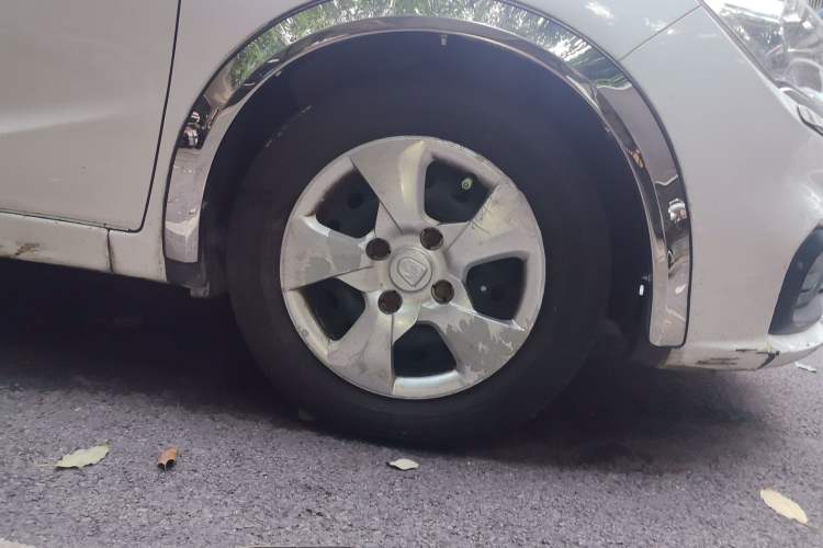 Used Baojun 310 2016 1.2L manual Comfort trim level
