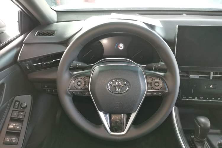 Used Toyota Avalon 2023 2.0L Luxury Edition