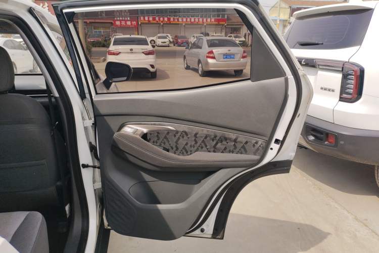 Used Baojun RS-3 2020 1.5L Manual Smart Elite Edition
