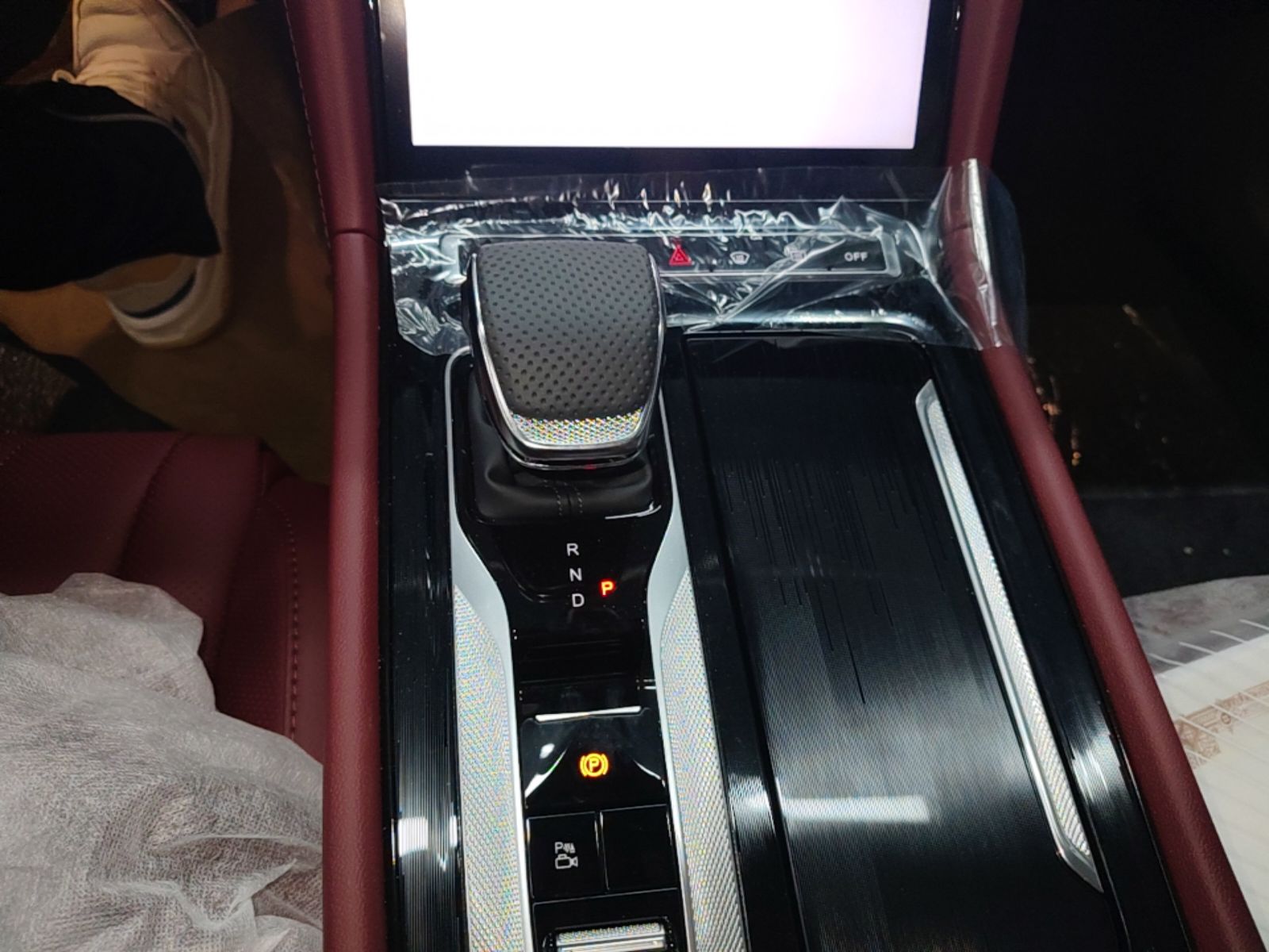 Hongqi H5 PHEV 2025 130 Super Hybrid Version — снимка 17