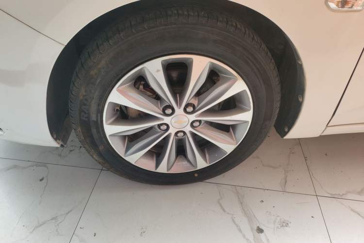 Used Chevrolet Monza 2021 320 Automatic Enjoyment Sunroof Edition
