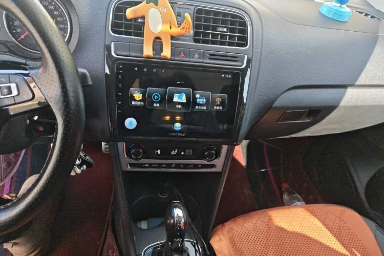 Used Volkswagen Polo 2014 1.6L Cross Polo Automatic