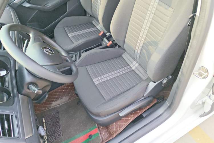 Used Volkswagen Lavida 2019 Lavida Start 1.5L Automatic Trendy Version China VI Standard Left Front Seat