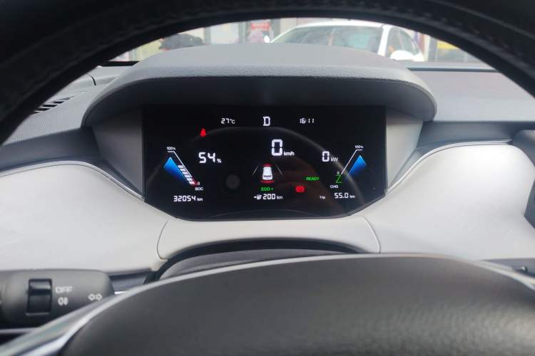 Used Bestune NAT 2023 PRO Comfortable Travel Battery-Swap Version 401km