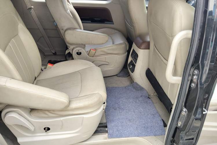 Used FORTHING Lingzhi 2017 M5 1.6L Luxury Model Left Rear Seat