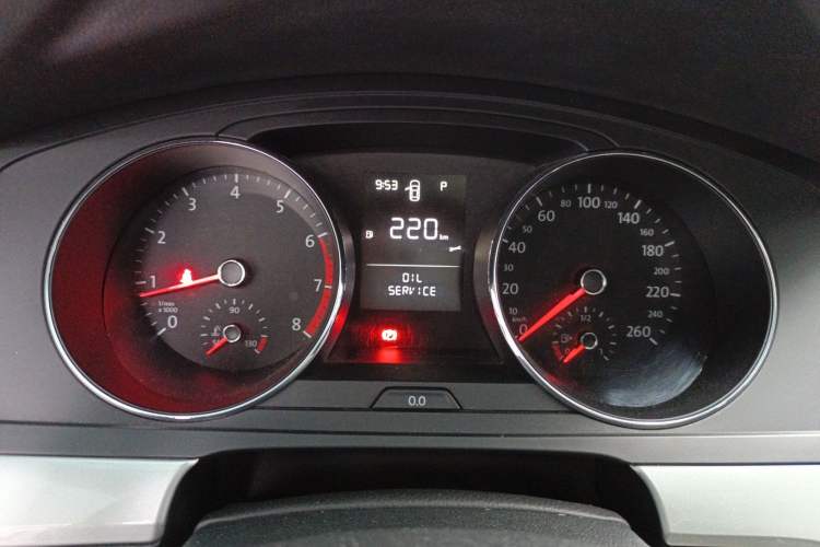 Used Volkswagen Lamando 2017 230TSI DSG Fashion Edition
