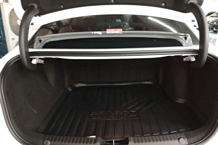 Used Geely Galaxy L6 2025 EM-i 140km Starship Edition
