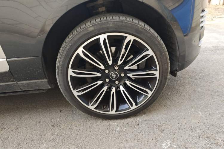 Used Land Rover Range Vogue 
