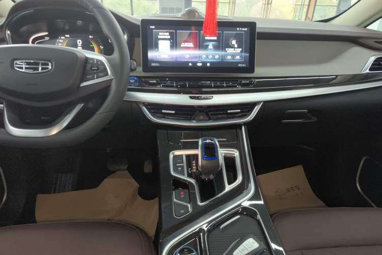 Used Geely Auto Jiajie New Energy 2022 1.5TD PHEV Platinum Comfort Edition
