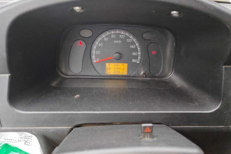 Used Wuling Zhiguang Small Truck 2023 1.5L Double-Cab LAR